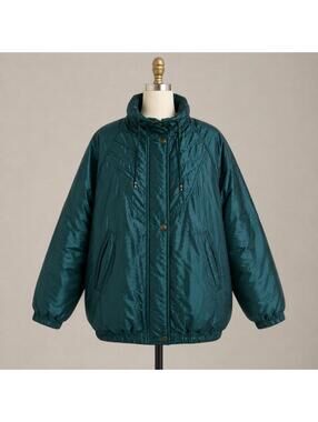 Vintage Izzi teal iridescent puffer jacket ✨